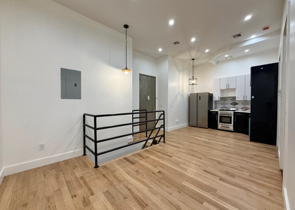 11 Marcus Garvey Boulevard - Photo 1