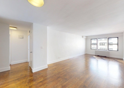 East 63rd Street - Photo 1