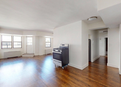 East 63rd Street - Photo 1