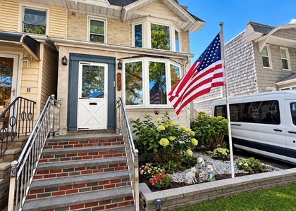 7752 76th Street - Photo 1