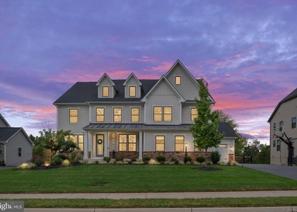 7082 Saint Hill Court - Photo 1