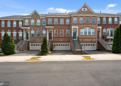 22052 Dilworth Square - Photo 1