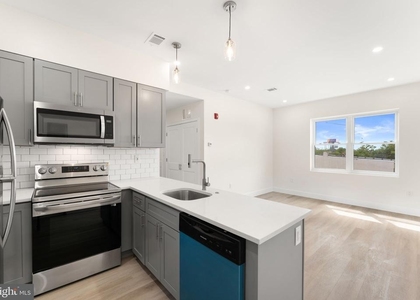 3500 Wharton - Photo 1