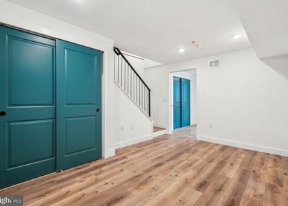 2630 N 11th Street - Photo 1