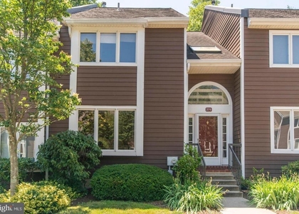 270 Fox Run - Photo 1