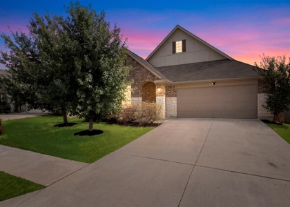 220 Algaroba Loop - Photo 1