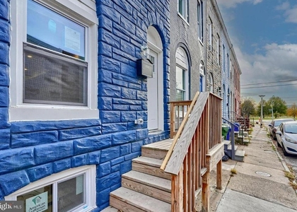 1341 Sargeant Street - Photo 1