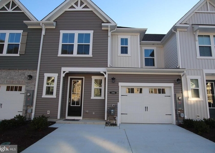390 Scranton Lane - Photo 1