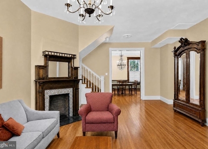 152 13th Street Se - Photo 1