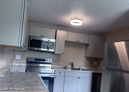 2628 Gifford Avenue - Photo 1