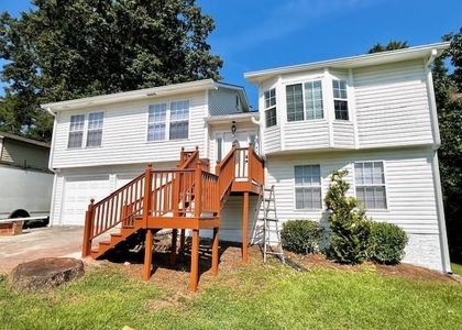 2703 Seneca Trail - Photo 1
