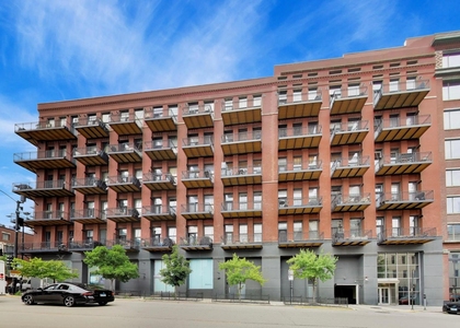 616 W Fulton Street - Photo 1