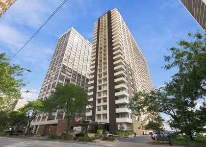 6157 N Sheridan Road - Photo 1