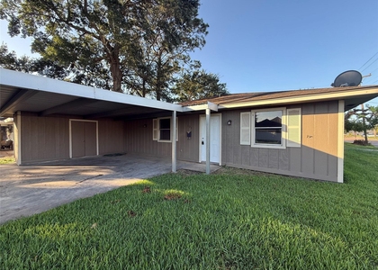 104 S 5th Street - Photo 1