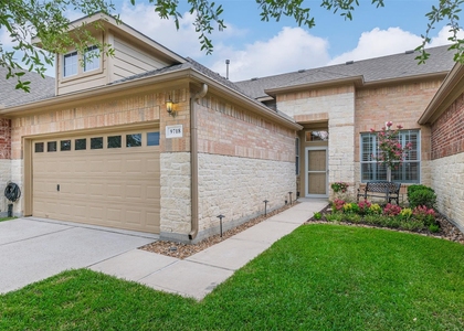 9718 Catalina Leaf Lane - Photo 1