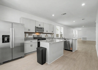 511 Louis Lane - Photo 1