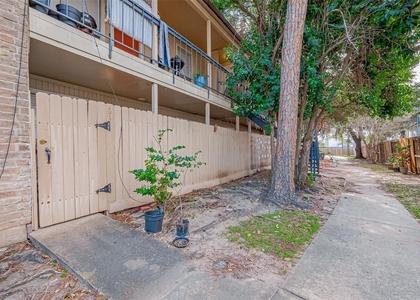 8201 Richmond Avenue - Photo 1