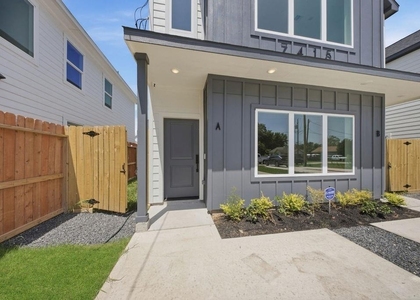 7417 Charlie Street - Photo 1