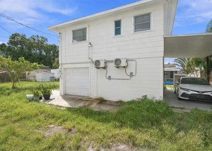 2837 18th Avenue N - Photo 1