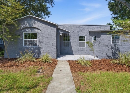 1201 S Lincoln Avenue - Photo 1