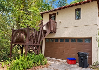 2616 Sw 31st Place - Photo 1