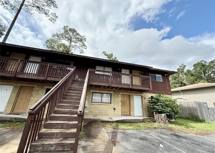 510 Sw 69th Street - Photo 1