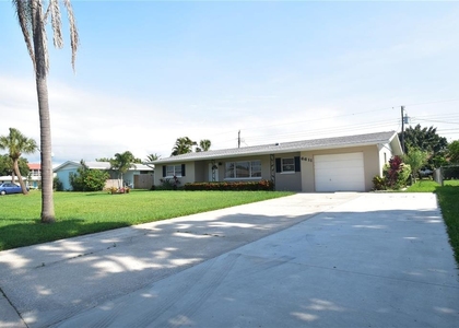 6611 Colonial Drive - Photo 1