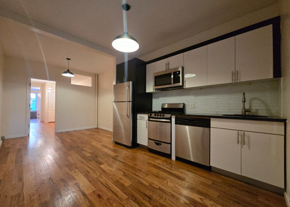 155 Bleecker Street - Photo 1