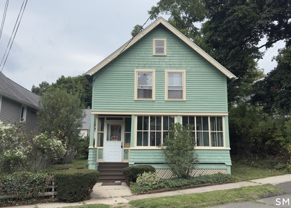 10 Henry Street - Photo 1