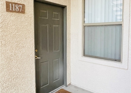 8000 Badura Avenue - Photo 1
