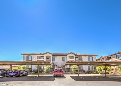 2305 W Horizon Ridge Parkway - Photo 1