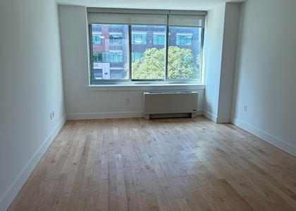 Center Boulevard - Photo 1