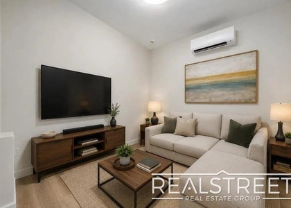 980 Kent Avenue - Photo 1