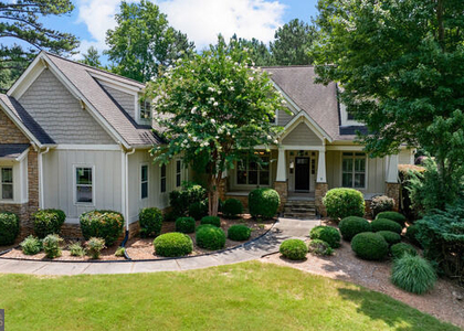 599 Mcdade Street - Photo 1