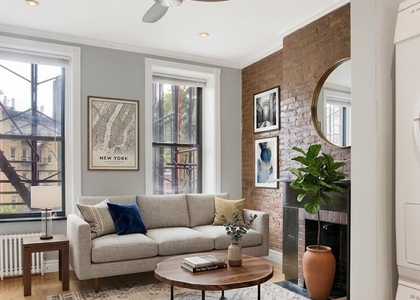Leroy Street - Photo 1