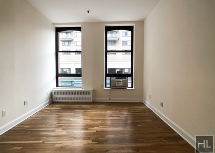 Astor Place - Photo 1