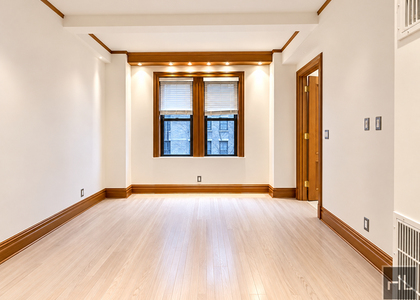 West 58th Street - Photo 1