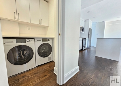 E 16 St - Photo 1