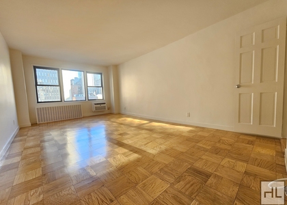 East 36 Street - Photo 1