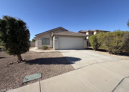 13925 W Mauna Loa Lane - Photo 1
