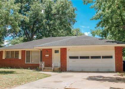 714 Elmwood Drive - Photo 1