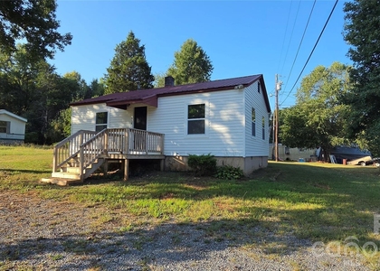 918 Mountain Crest Drive - Photo 1