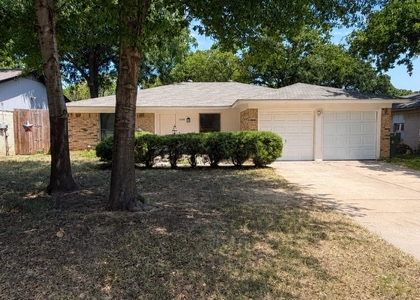 5309 Holly Trail - Photo 1