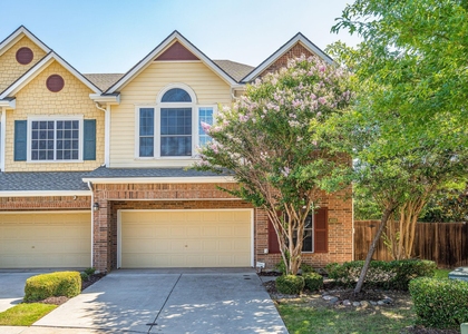 4016 Rome Court - Photo 1
