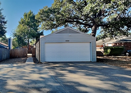 4404 Timber Run Drive - Photo 1