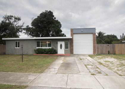 1650 Ne 44th Street - Photo 1