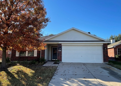 9409 Goldenview Drive - Photo 1