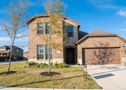 518 Saddle Club Way - Photo 1