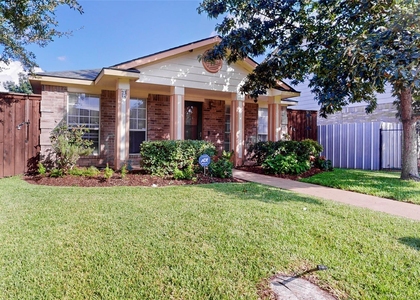 2336 Summit Lane - Photo 1