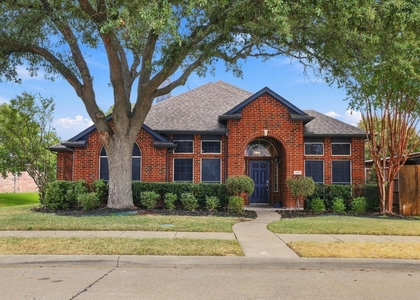 906 Homestead Trail - Photo 1